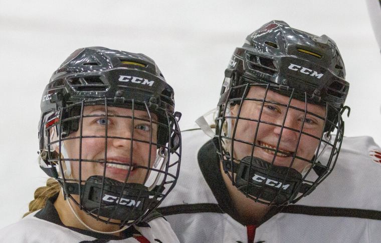 Women's Ice Hockey — Alumni Game
